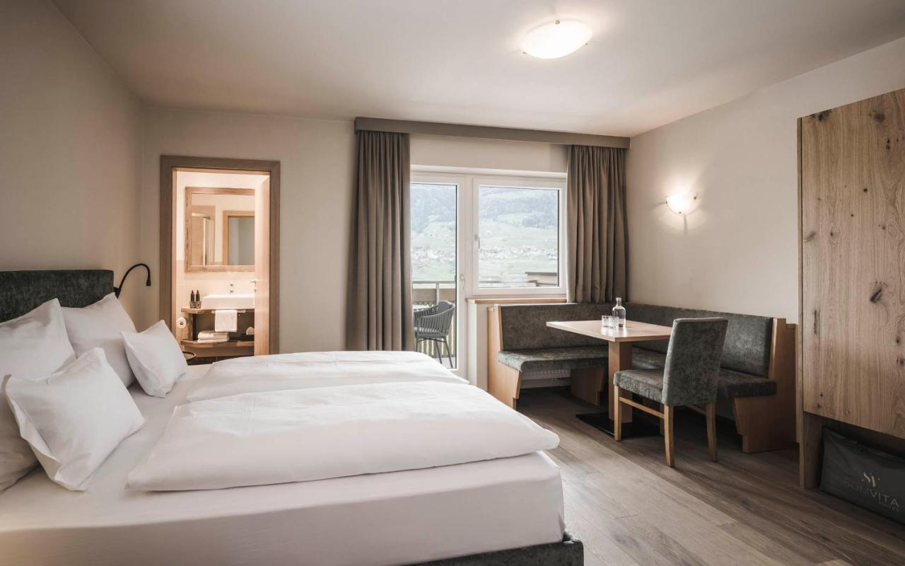 Somvita Suites Tirolo Ngoại thất bức ảnh