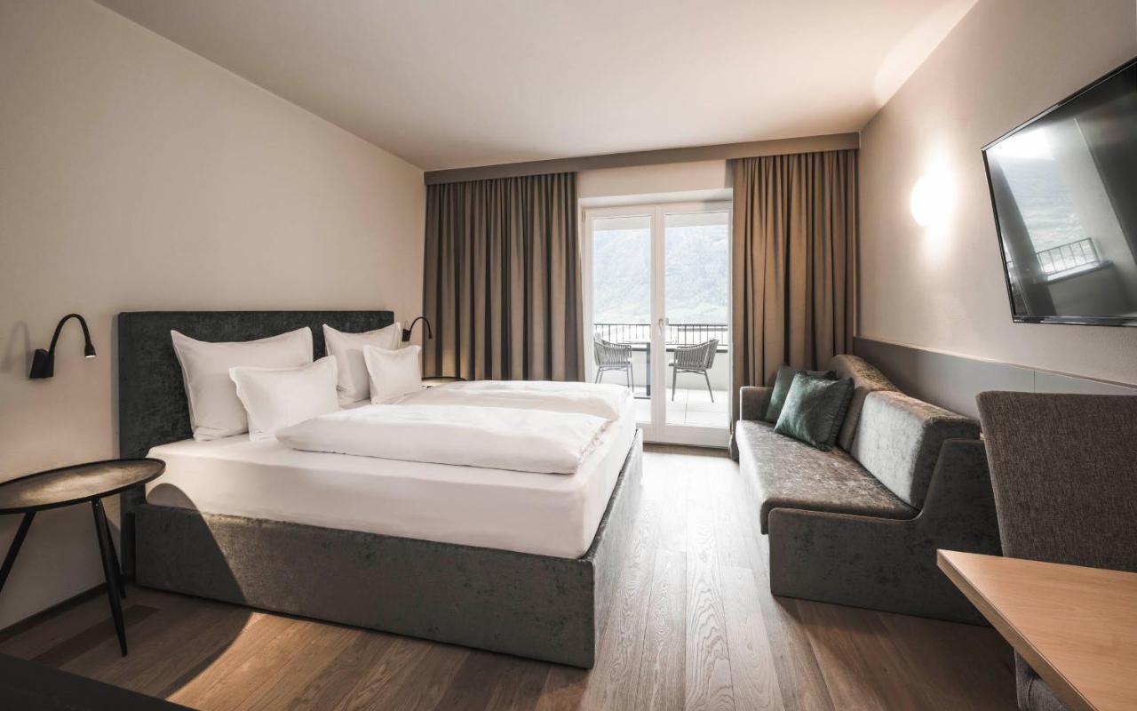 Somvita Suites Tirolo Ngoại thất bức ảnh
