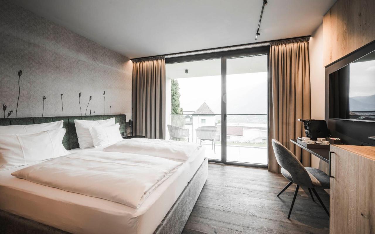 Somvita Suites Tirolo Ngoại thất bức ảnh