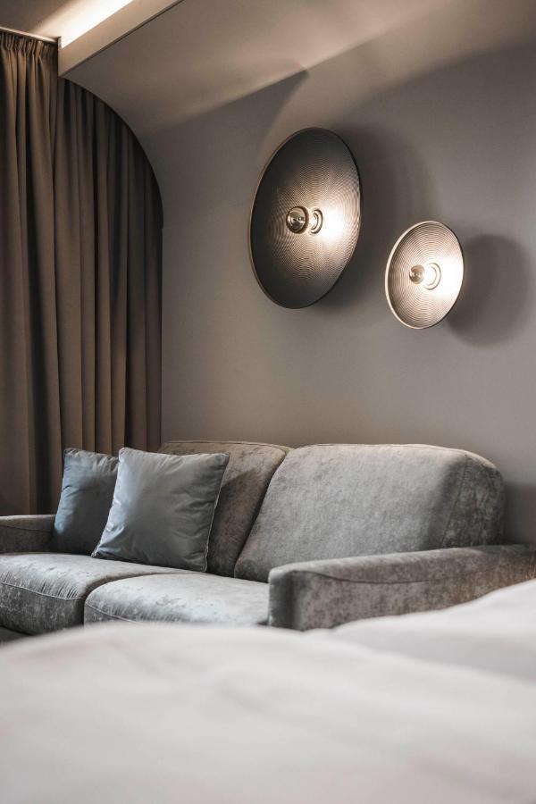 Somvita Suites Tirolo Ngoại thất bức ảnh