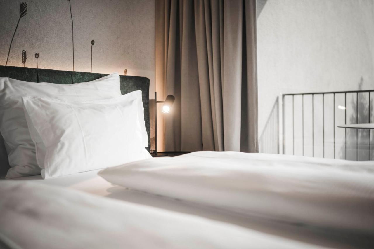 Somvita Suites Tirolo Ngoại thất bức ảnh
